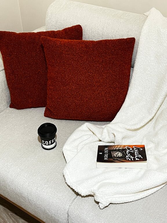 Simple Ways to Create a Cozy and Inviting Home Environment